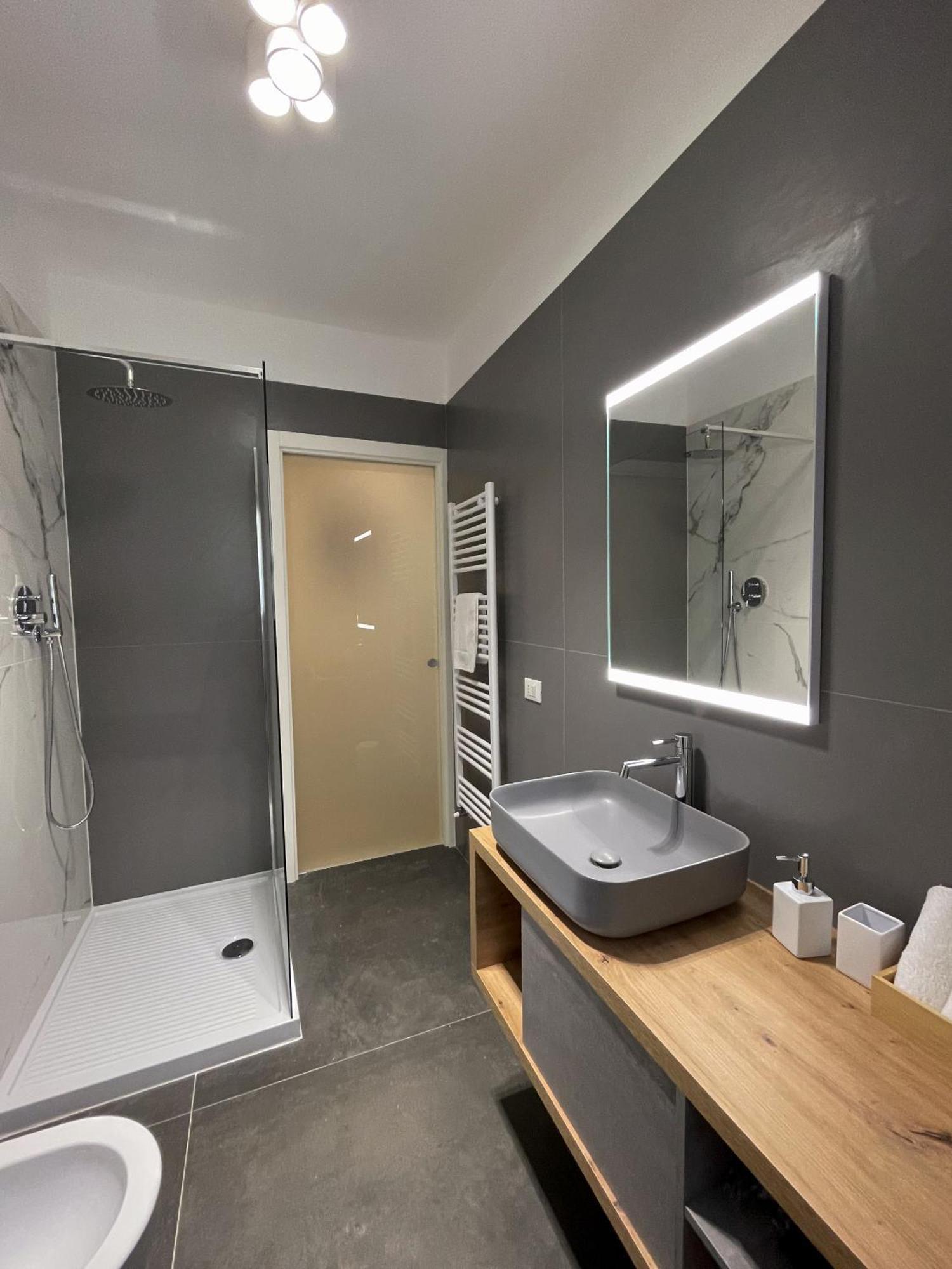 7Suites Empoli Exterior foto